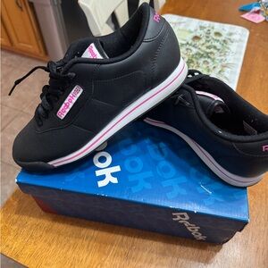 Reebok Black Sneakers with Pink Highlights